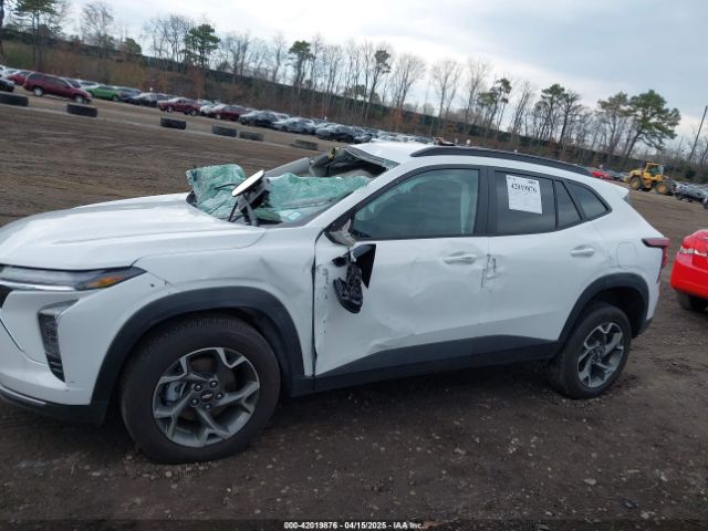 KL77LHEP8SC128818 Chevrolet Trax Fwd Lt
