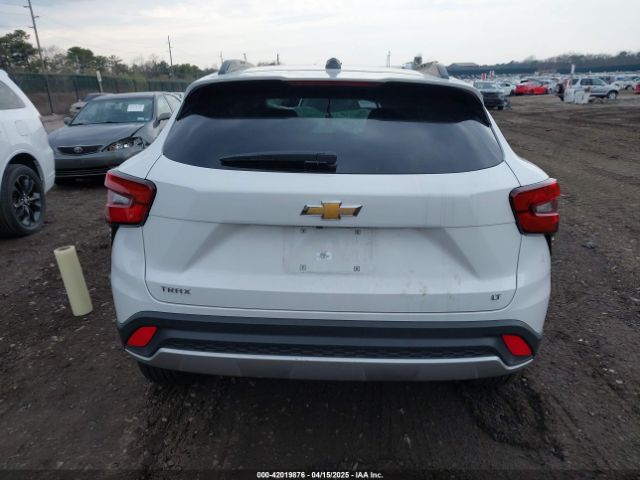 KL77LHEP8SC128818 Chevrolet Trax Fwd Lt