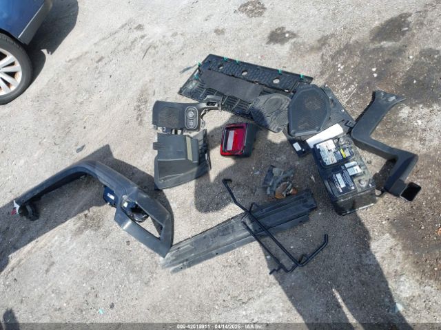 1C4HJXDG7JW170077 Jeep Wrangler Unlimited Sport 4x4
