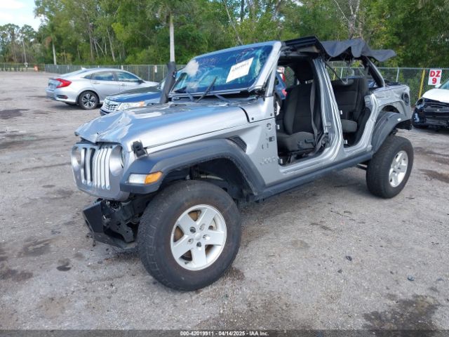 1C4HJXDG7JW170077 Jeep Wrangler Unlimited Sport 4x4