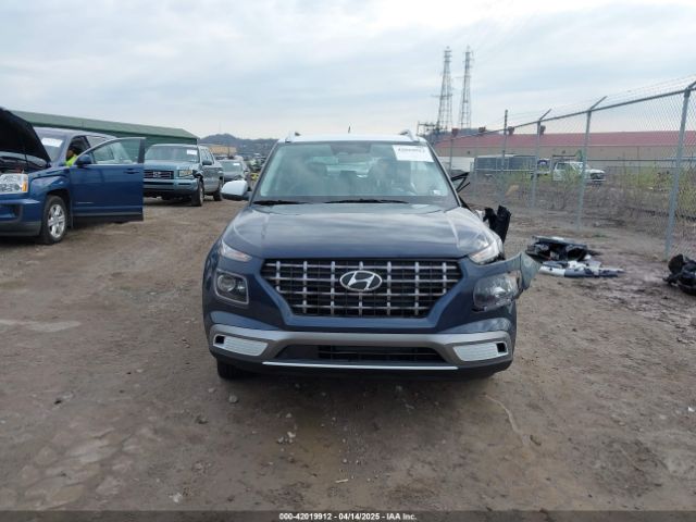 KMHRC8A36RU330152 Hyundai Venue Limited
