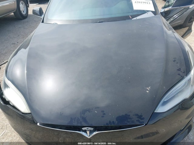 2016 TESLA MODEL S 5YJSA1E2XGF167998 Photo 9