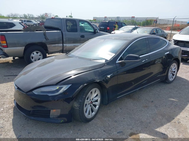 2016 TESLA MODEL S 5YJSA1E2XGF167998 Photo 1