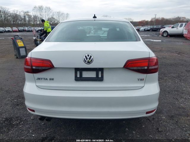 3VWDB7AJ1HM393427 Volkswagen Jetta 1.4t Se
