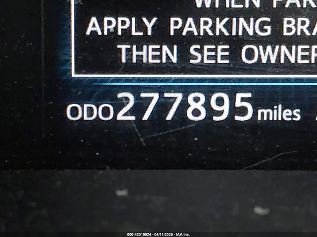 Toyota Prius V Four 2015 JTDZN3EU9FJ037766 Image 16