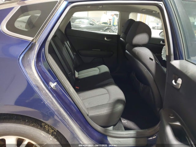 5XXGT4L35HG149811 KIA Optima Lx
