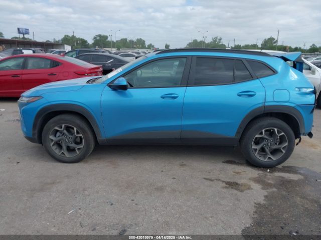 KL77LHEPXSC071893 Chevrolet Trax Fwd Lt
