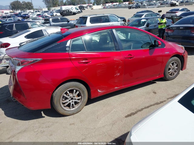 Продаж на аукціоні авто 2018 Toyota Prius Two, vin: JTDKBRFU0J3598236, номер лоту: 42020004
