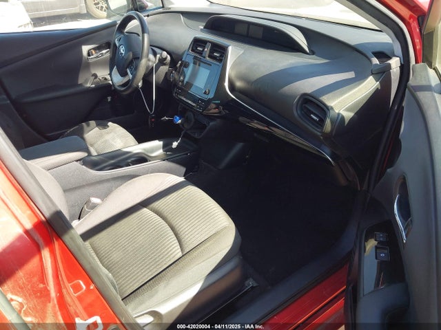 Toyota Prius Two 2018 JTDKBRFU0J3598236 Image 21