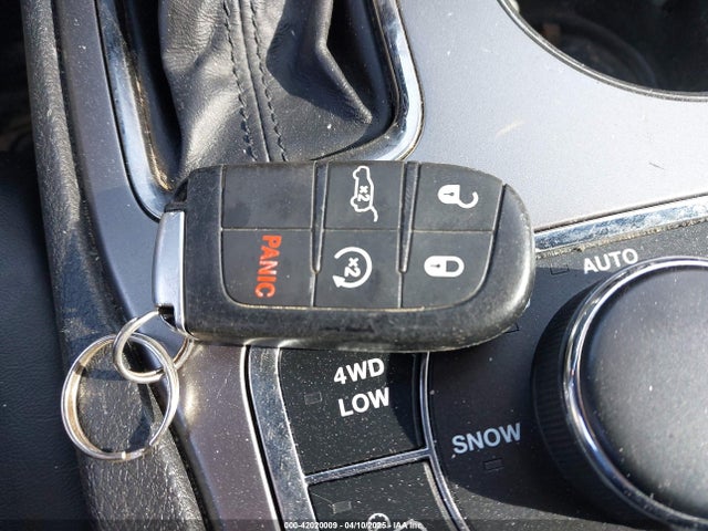 1C4RJFBT4KC730011 Jeep 2019