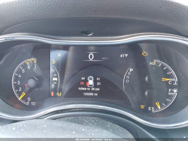 1C4RJFBT4KC730011 Jeep 2019