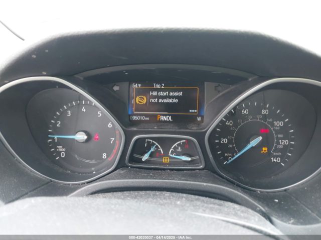 1FADP3F29FL251829 Ford FOCUS SE