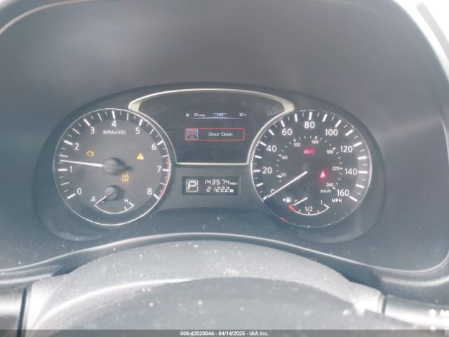 5N1AR2MM5EC680563 Nissan Pathfinder Sl