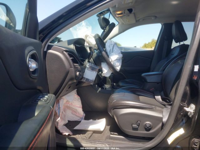 1C4PJMBXXKD433284 Jeep Cherokee Trailhawk 4x4