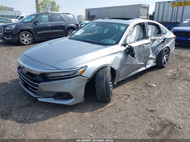 1HGCV2F95NA013734 Honda Accord Touring