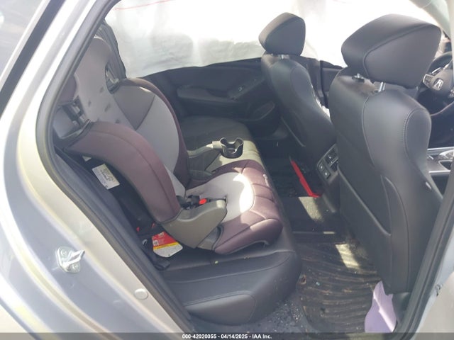 1HGCV2F95NA013734 Honda Accord Touring