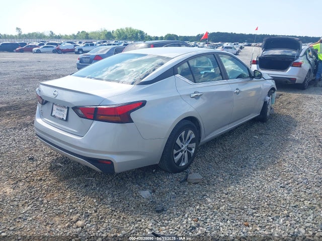 1N4BL4BV0NN302100 Nissan Altima S Fwd
