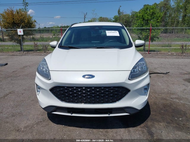 1FMCU9J91LUB45740 Ford Escape Titanium