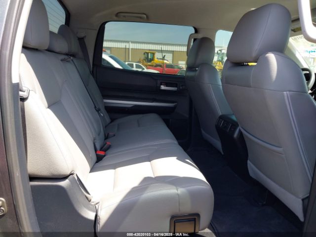 5TFEY5F1XFX185119 Toyota Tundra Sr5 5.7l V8