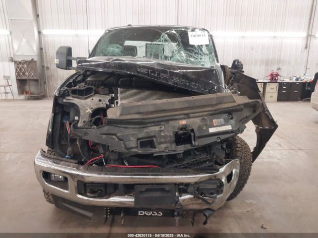 1FT7W2B67HEB40944 Ford F-250 Lariat