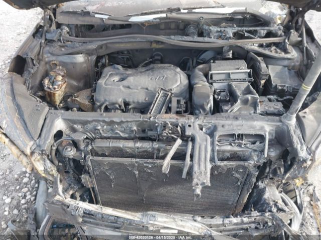 5XYPGDA33GG136556 KIA Sorento 2.4l Lx