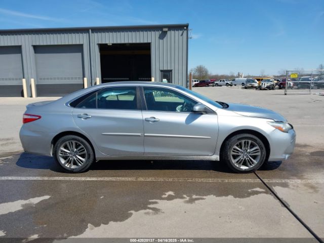 4T1BF1FK1HU636139 Toyota CAMRY SE