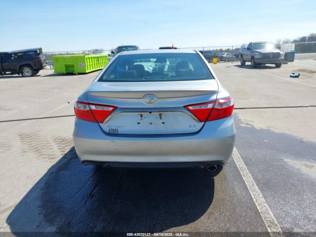4T1BF1FK1HU636139 Toyota CAMRY SE