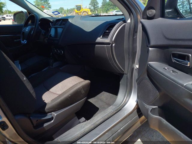 2019 MITSUBISHI OUTLANDER SPORT JA4AP3AU0KU027160 Photo 4