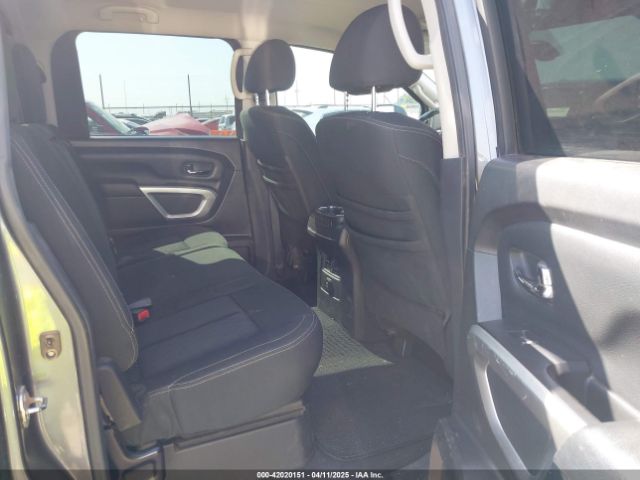 1N6AA1E52HN515444 Nissan TITAN SV