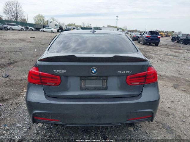 WBA8B7C56JA585785 BMW 340i Xdrive