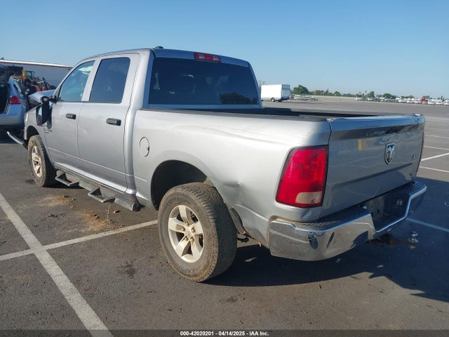 1C6RR7KM7KS726166 RAM 1500 Classic Tradesman  4x4 5'7 Box