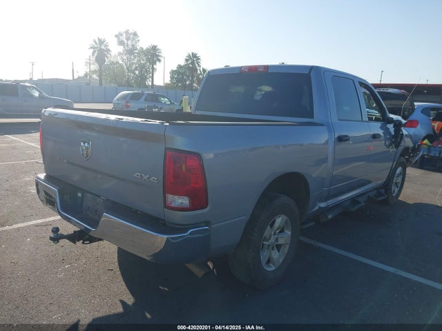 1C6RR7KM7KS726166 RAM 1500 Classic Tradesman  4x4 5'7 Box