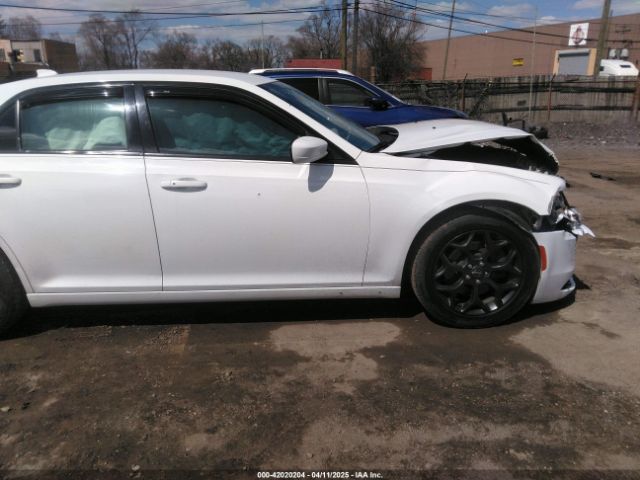 2C3CCAGG9KH610673 Chrysler 300 300s Awd