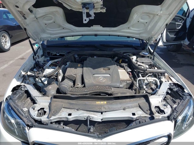 WDDZF4KB5JA367649 Mercedes-Benz E 300 4matic