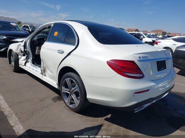 WDDZF4KB5JA367649 Mercedes-Benz E 300 4matic