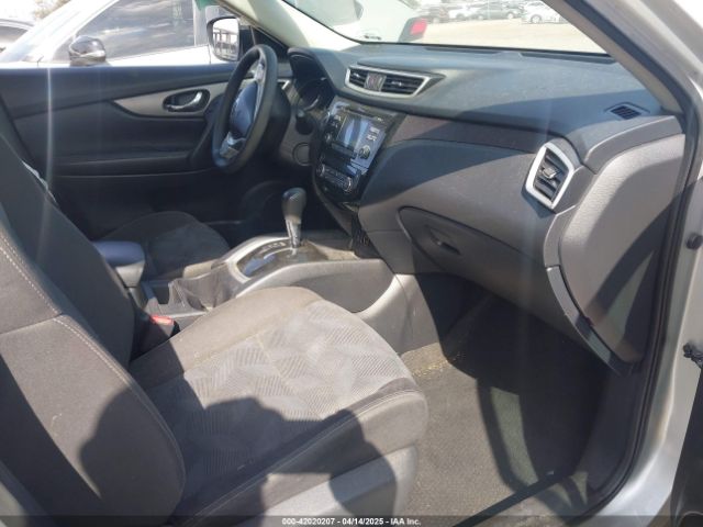 KNMAT2MT5GP605015 Nissan ROGUE SV