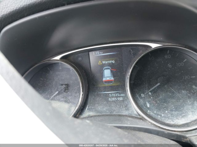 KNMAT2MT5GP605015 Nissan ROGUE SV