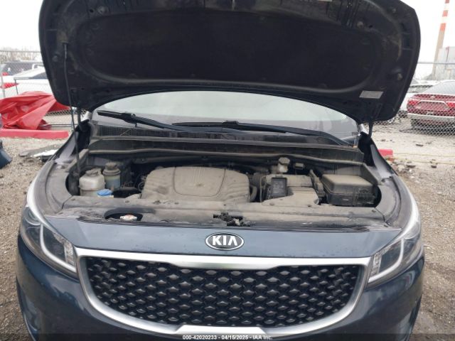 KNDMB5C12H6247879 KIA SEDONA LX
