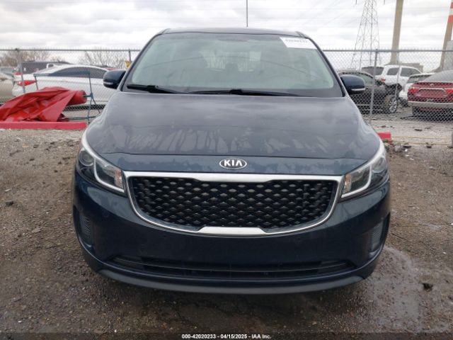 KNDMB5C12H6247879 KIA SEDONA LX