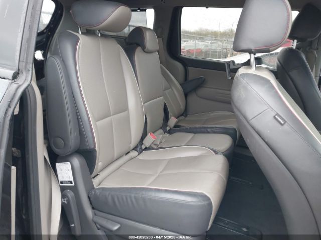 KNDMB5C12H6247879 KIA SEDONA LX