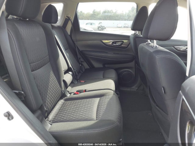 JN8AT2MT6KW500860 Nissan ROGUE SV