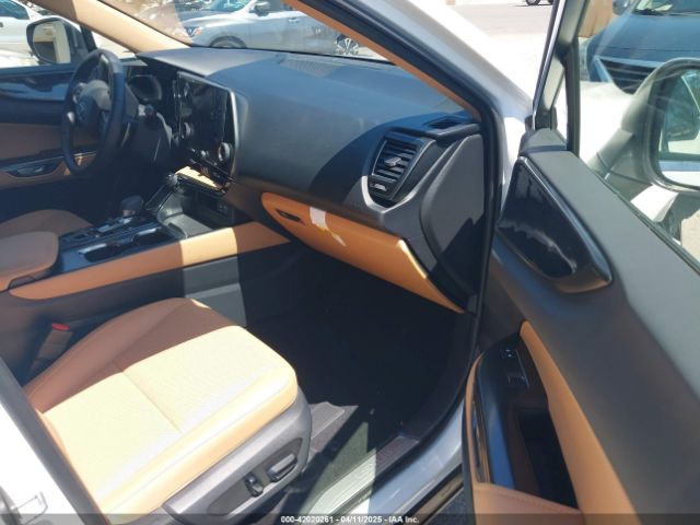 2025 LEXUS NX 250 JTJGDCAZ6S5024713 Photo 4