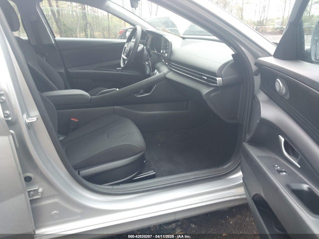 5NPLL4AG6MH011066 Hyundai ELANTRA SE
