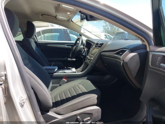 Ford Fusion 2019 3FA6P0LU0KR174339 Image 34