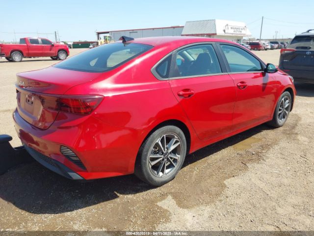 3KPF24AD1PE571575 KIA Forte Lxs