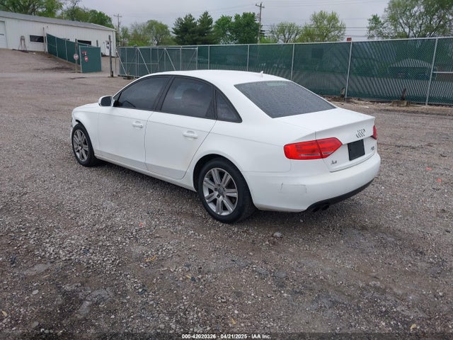 2011 AUDI A4 WAUBFAFL7BN042151 Photo 2