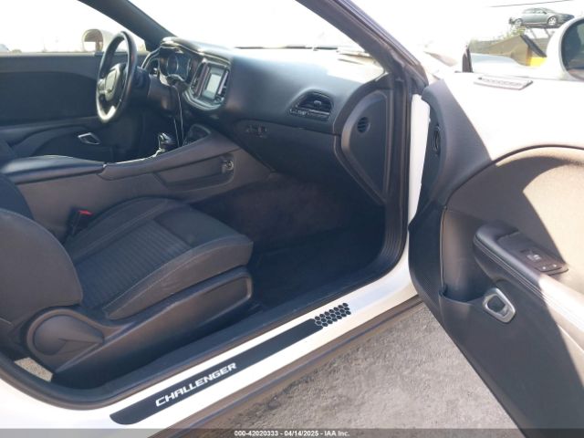 2C3CDZBT9HH658215 Dodge Challenger R/t