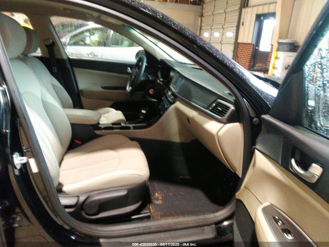 5XXGT4L37HG177237 KIA Optima Lx