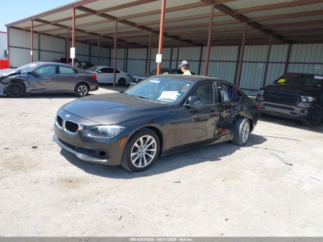 WBA8E1G53HNU13716 BMW 320i