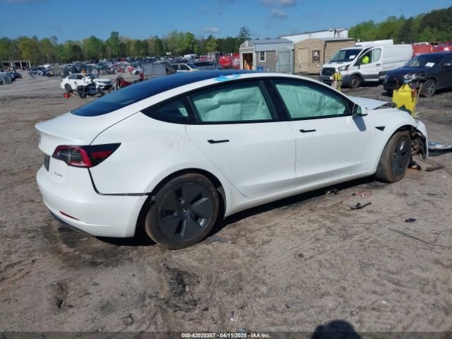 2022 TESLA MODEL 3 5YJ3E1EB3NF105770 Photo 3